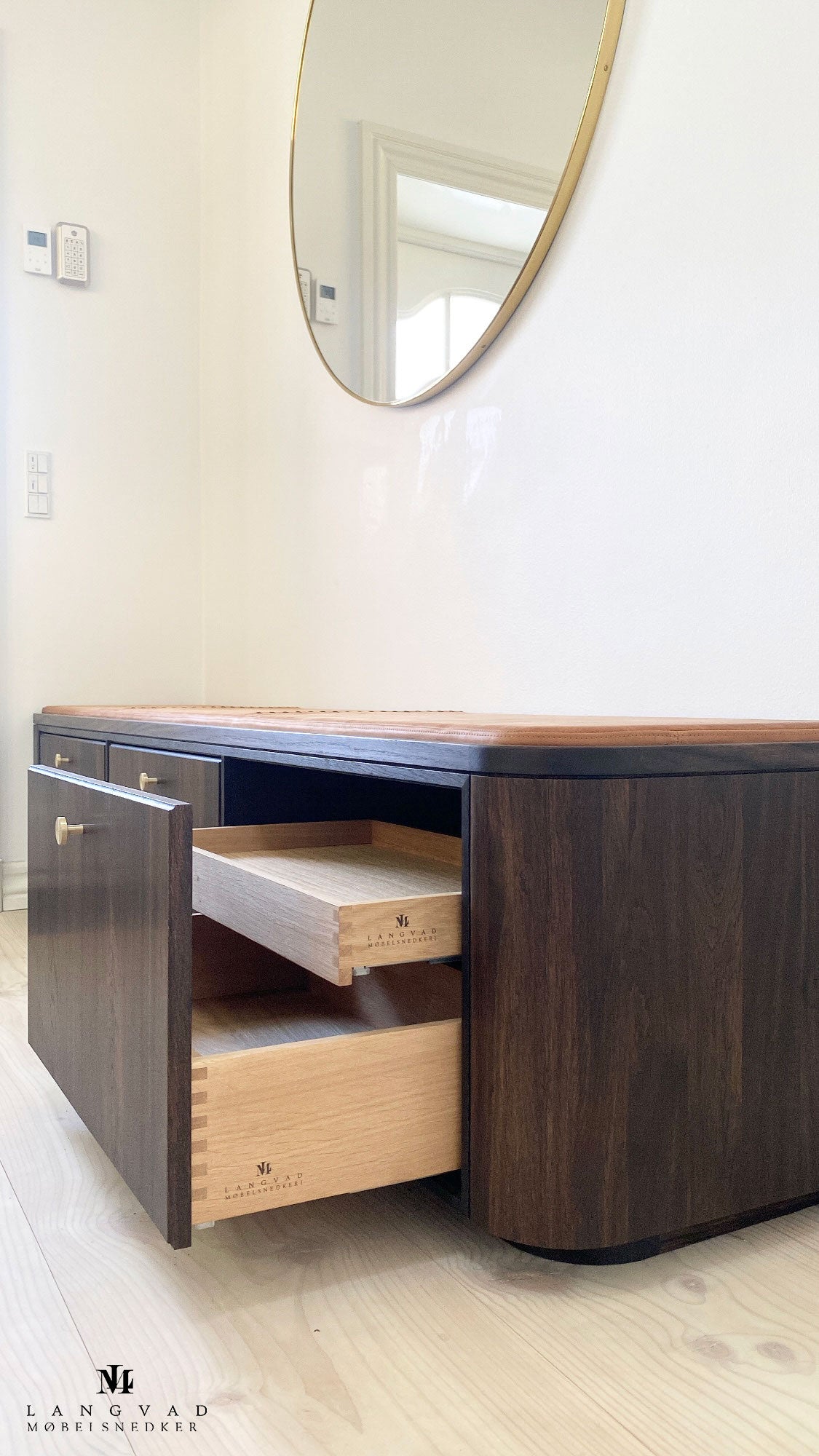 Vesterbro cabinet knob, lacquered brushed brass, Ø30 mm • Chr. Jørgensen