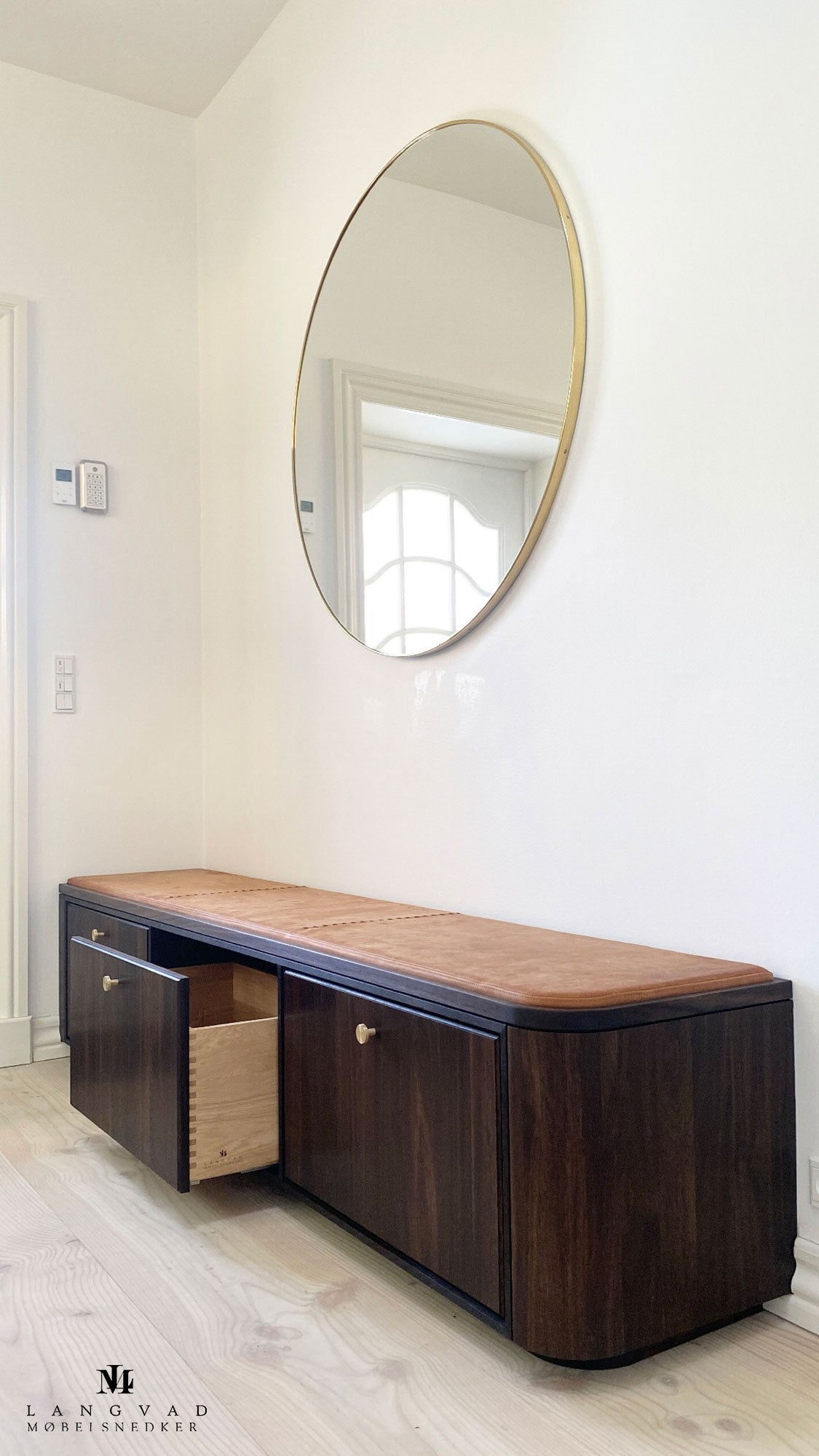 Vesterbro cabinet knob, lacquered brushed brass, Ø30 mm • Chr. Jørgensen