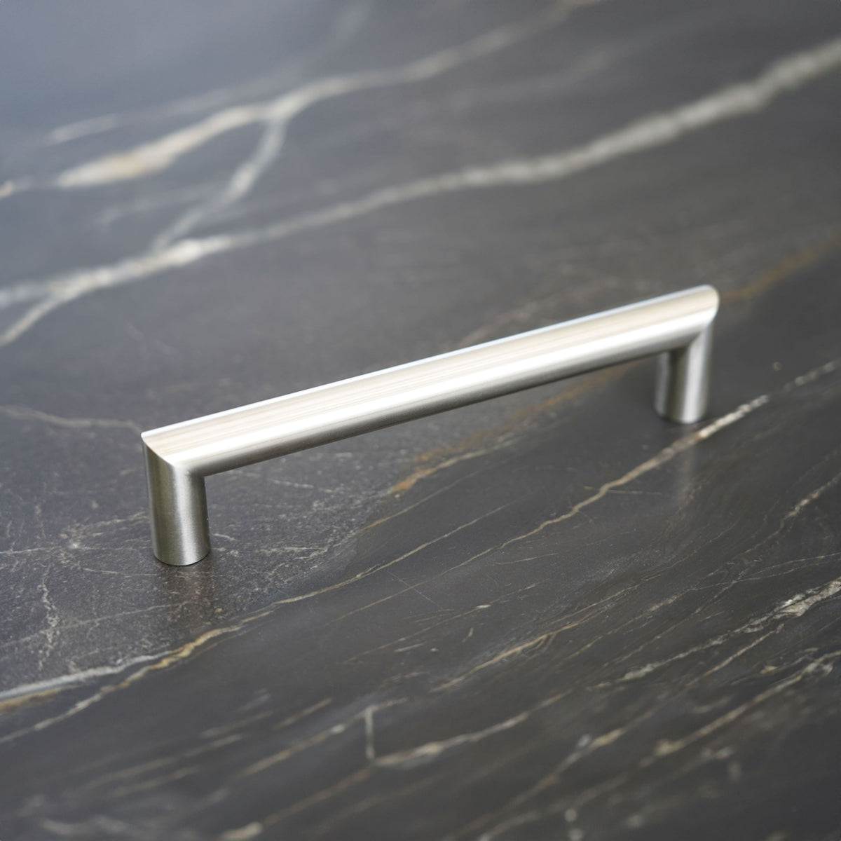 Odense • Kitchen handle, brushed stainless steel