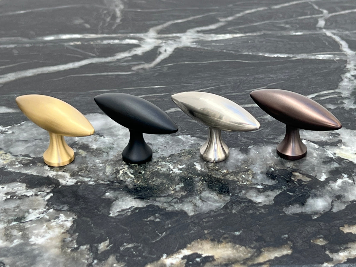 Møbelknop i sort - Nyholm • Chr. Jørgensen - Copenhagenhomedesign