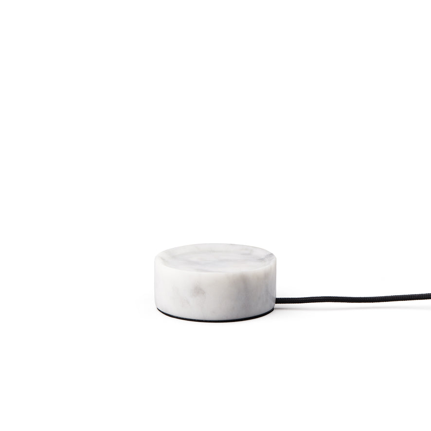 Trip Portable bordlampe, carrara/opal glossy • Design by Us - Copenhagenhomedesign