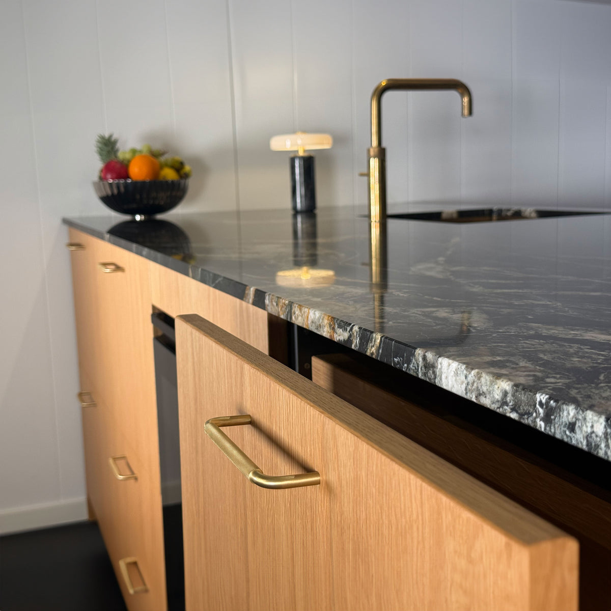 Østerbro diamond-cut cabinet handle in brushed brass, unlacquered • Chr. Jørgensen