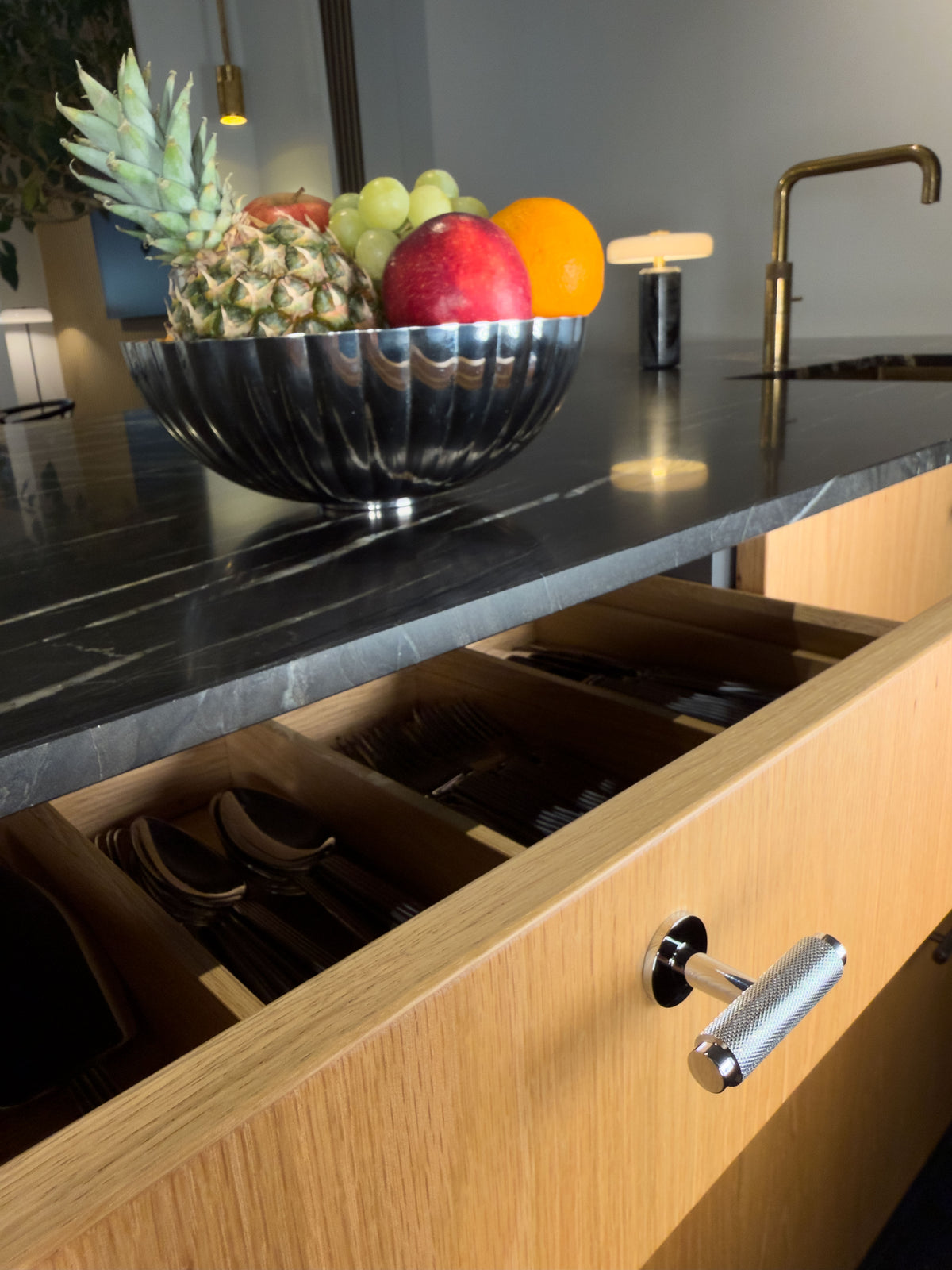 T-bar cabinet knob with diamond-cut pattern – polished nickel-plated, 56 mm – Nørrebro • Chr. Jørgensen