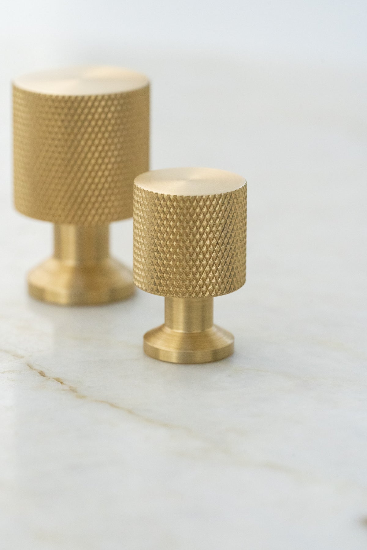 Møbelknop med diamond cut i messing uden lak, 33 mm - Nyboder • Chr. Jørgensen - Copenhagenhomedesign