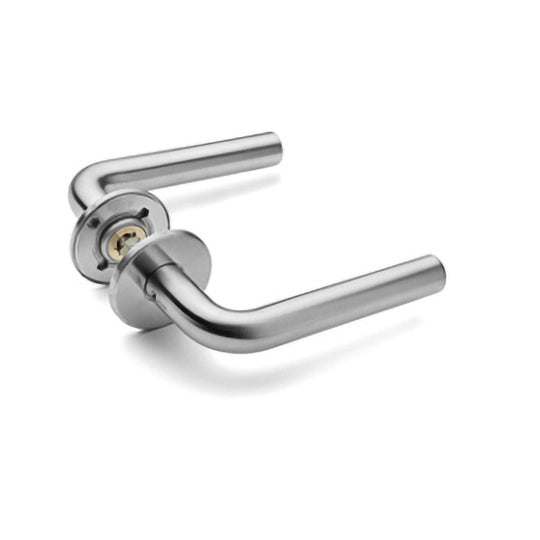 Knud Holscher L door handle with snap-on cover, brushed stainless steel • d line