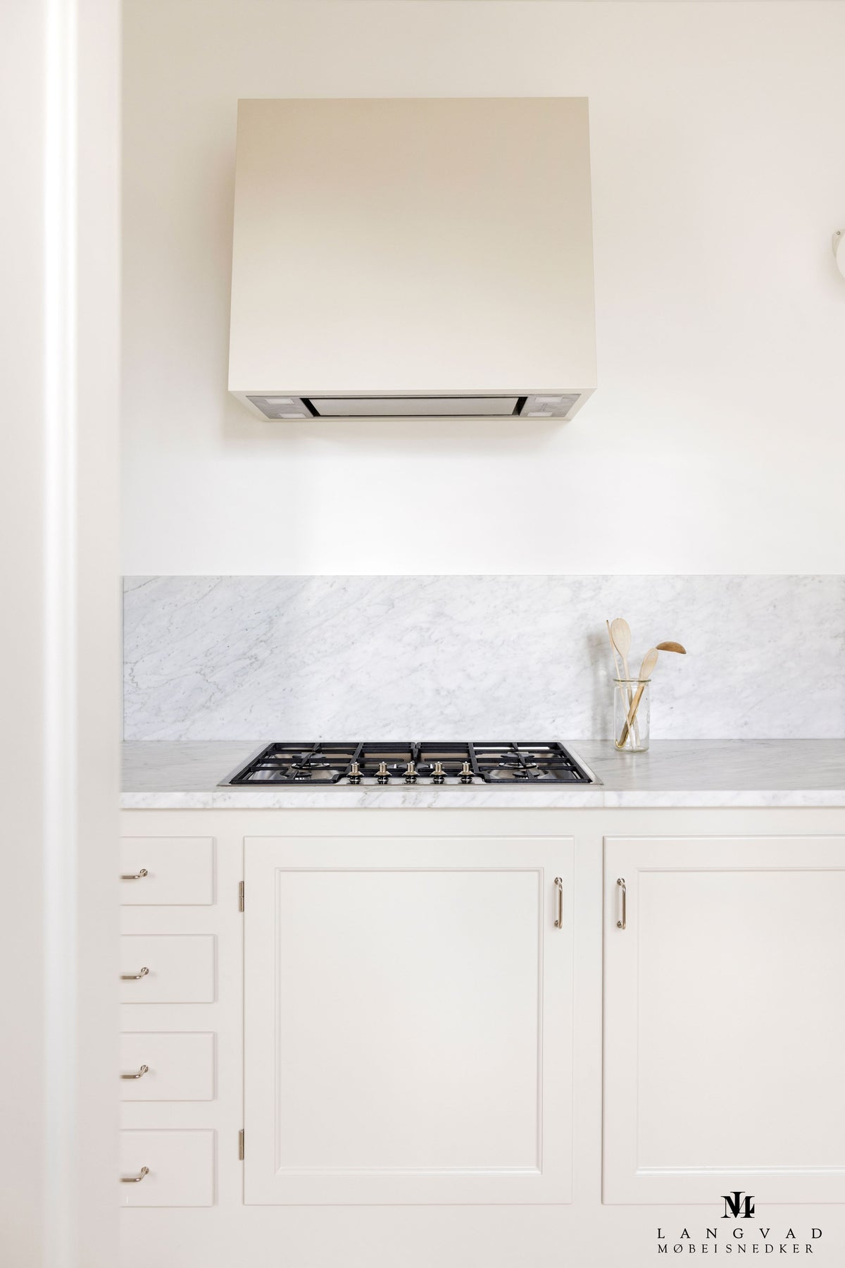 Frederiksberg cabinet handle in polished nickel • Chr. Jørgensen