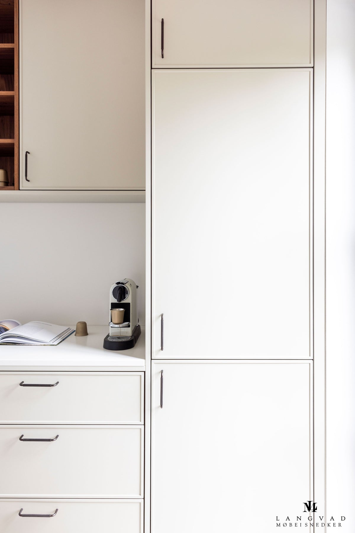 Østerbro diamond-cut cabinet handle in bronze / browned brass finish • Chr. Jørgensen
