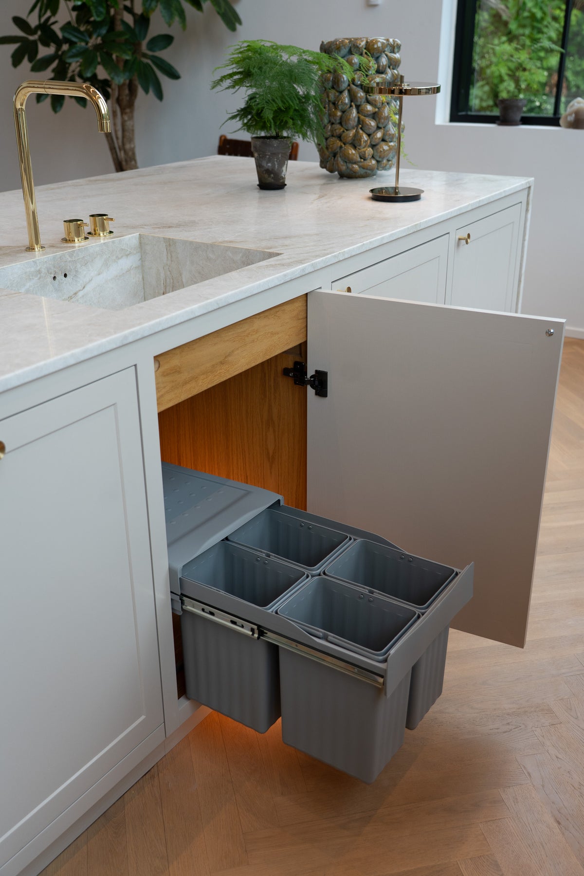 Copenhagen 4-30 full-extension waste system, 4 × 7.5 litres