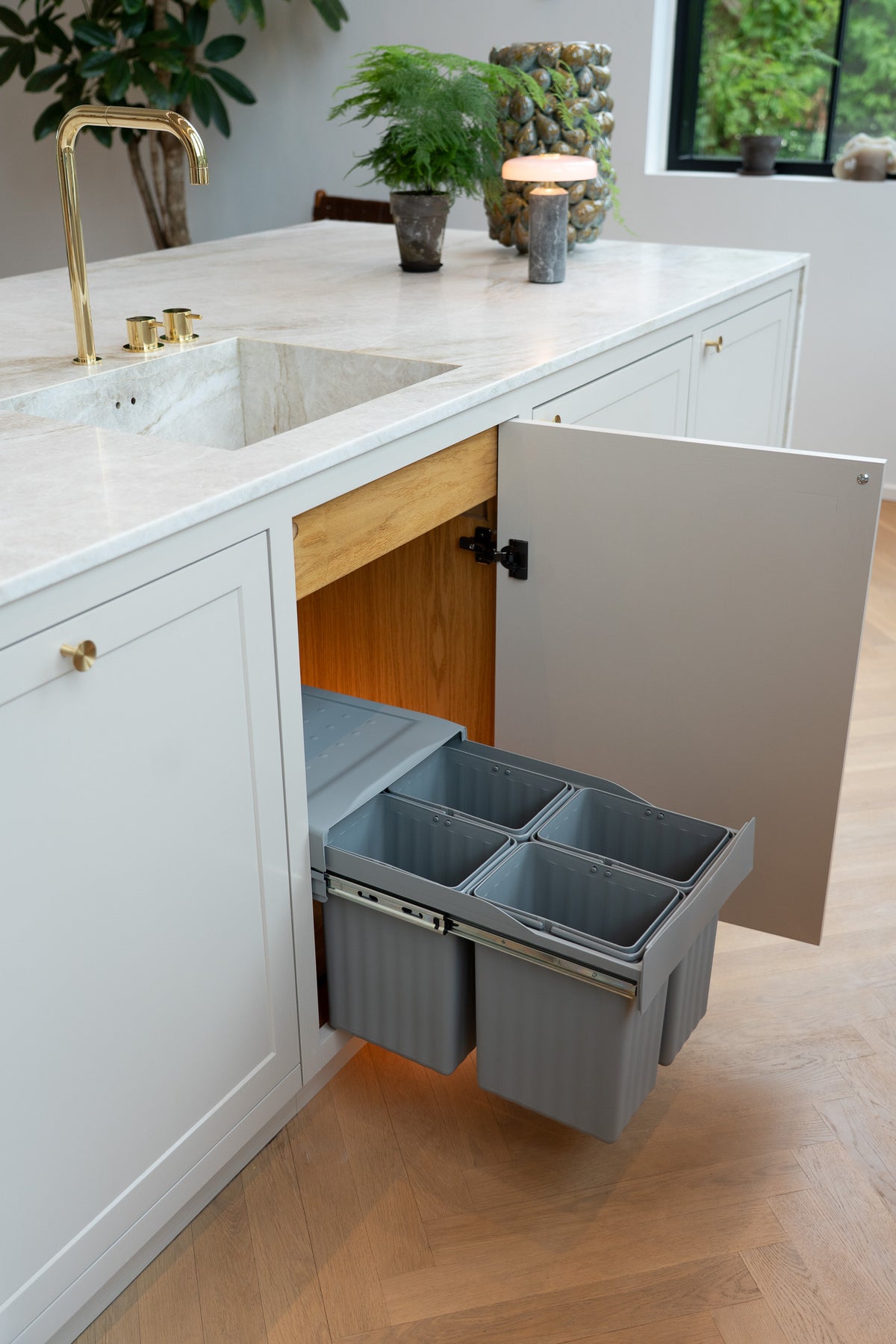 Copenhagen 4-30 full-extension waste system, 4 × 7.5 litres
