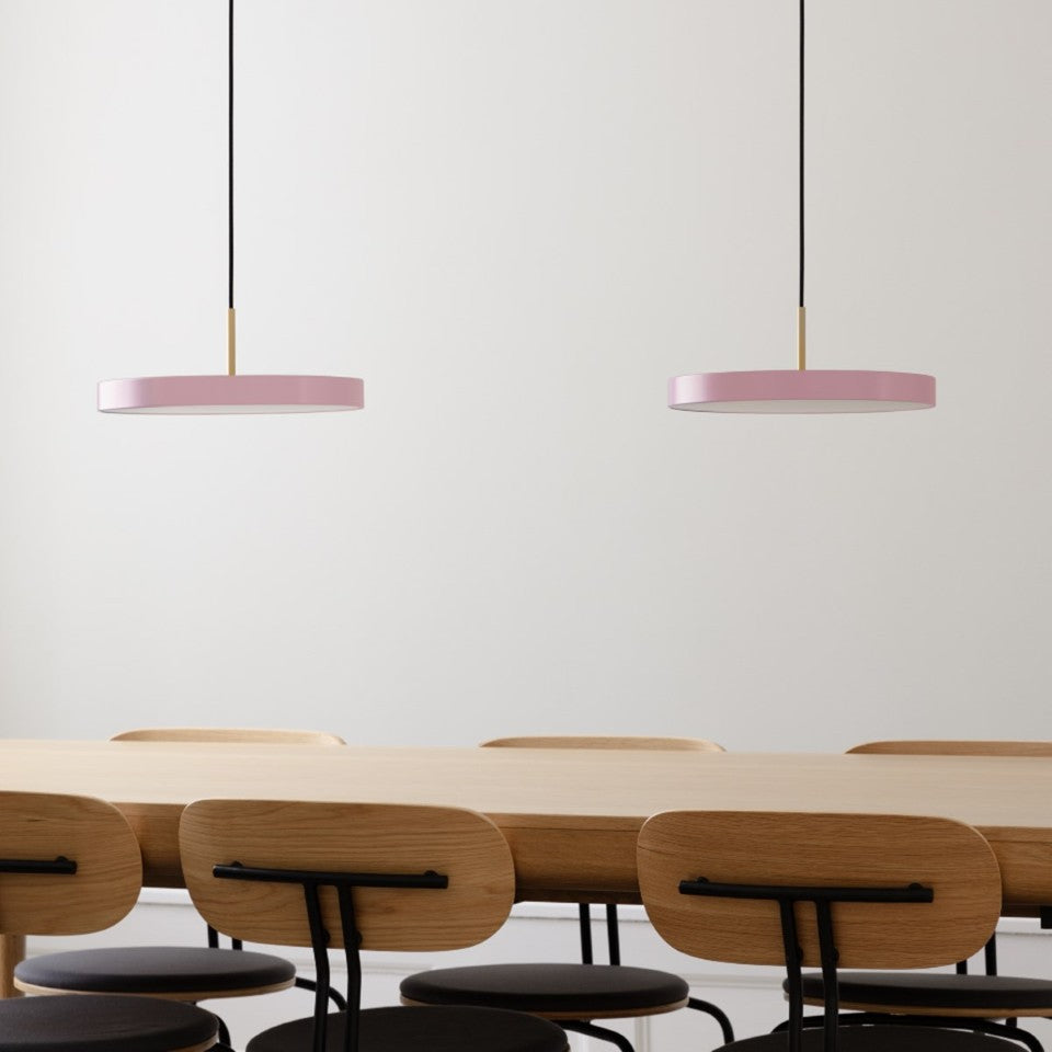 Asteria Plus pendel, rose og messing • UMAGE - Copenhagenhomedesign
