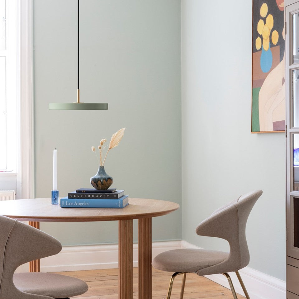 Asteria Plus pendel, oliven og messing • UMAGE - Copenhagenhomedesign