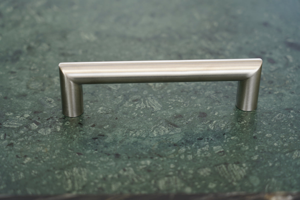 Odense • Kitchen handle, brushed stainless steel