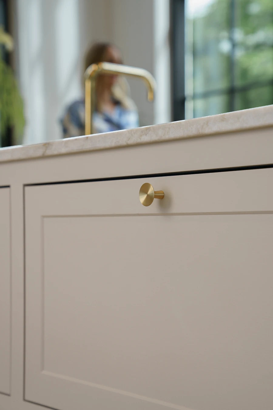 København cabinet knob, lacquered brushed brass – Ø 30 mm • Chr. Jørgensen