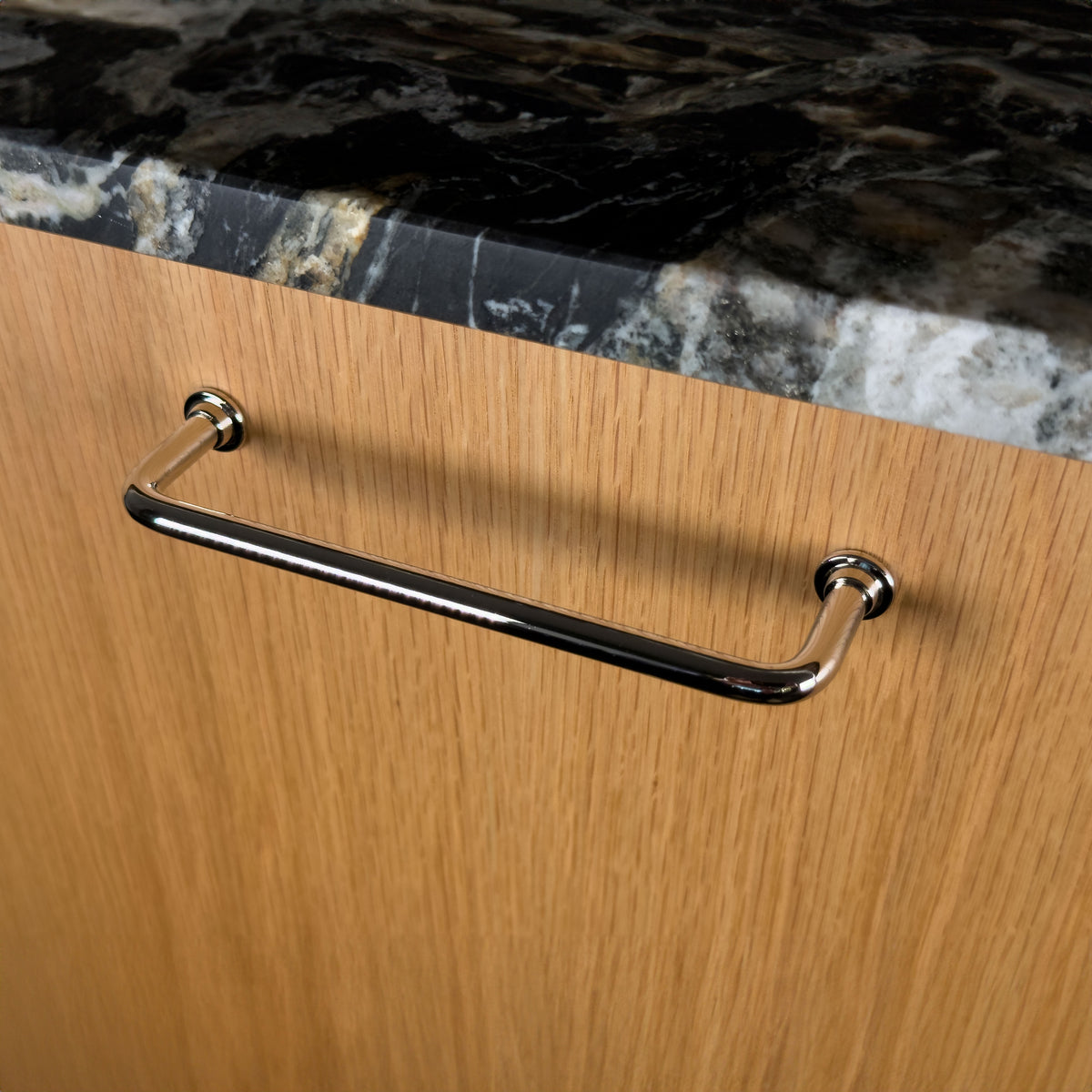 Frederiksberg cabinet handle in polished nickel • Chr. Jørgensen