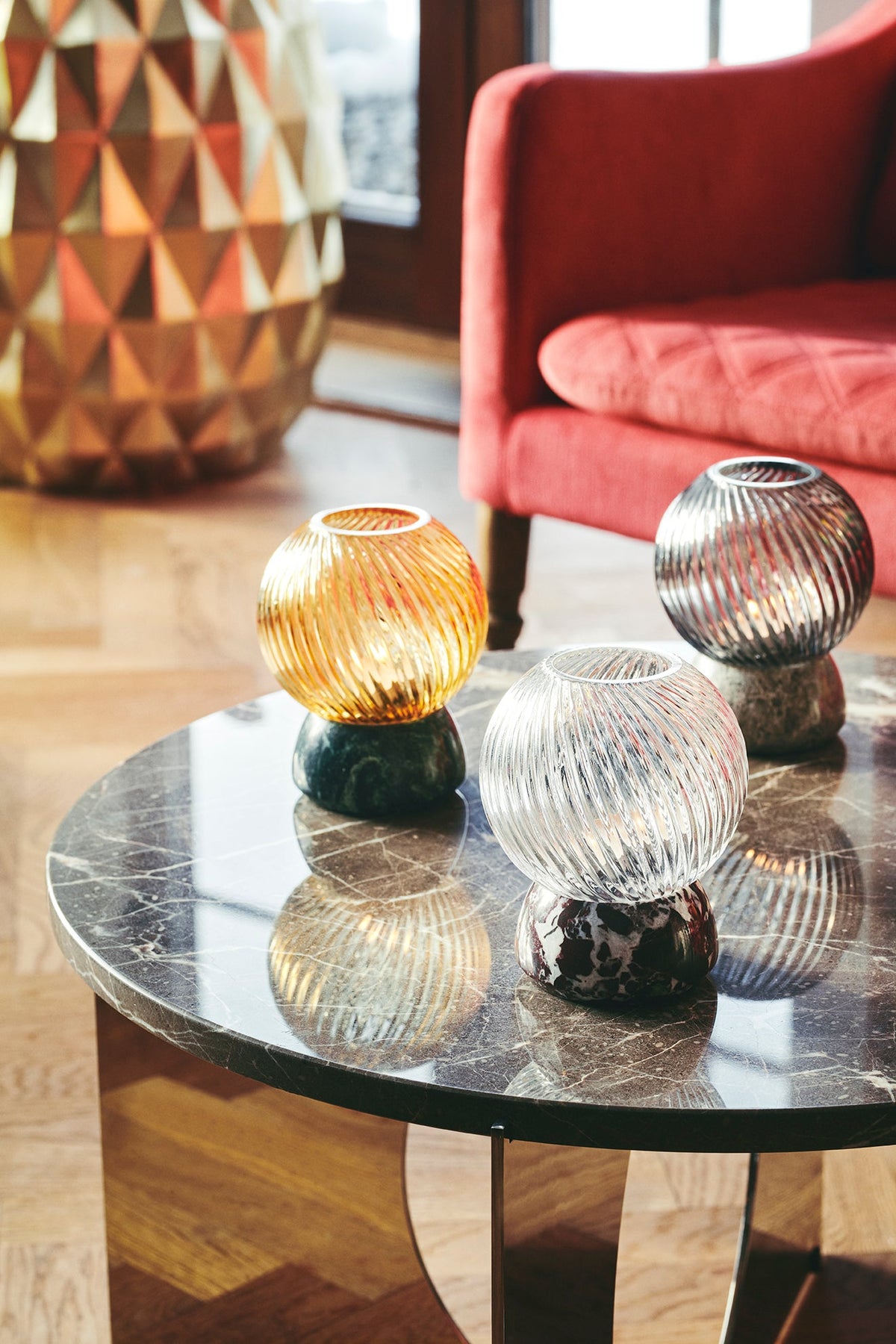 Twist of Marble fyrfadsstage, grøn/amber • Design by Us - Copenhagenhomedesign