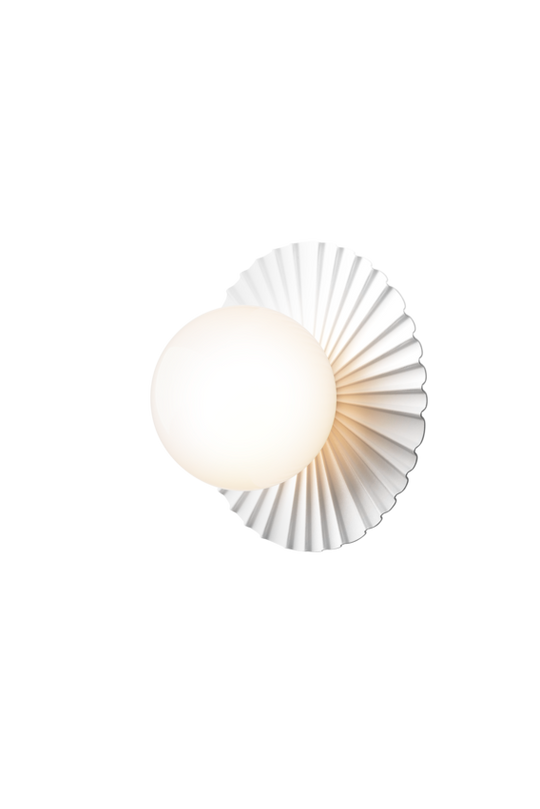 Liila Muuse wall and ceiling light, white / opal • NUURA