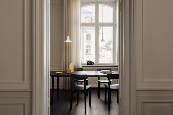 Petalii 1 pendel, polished brass / opal • NUURA - Copenhagenhomedesign