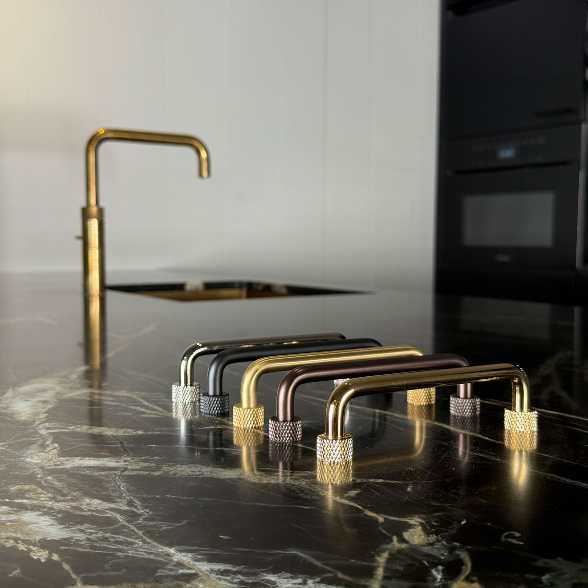 Trianglen cabinet handle, browned brass-look OBD • Chr. Jørgensen