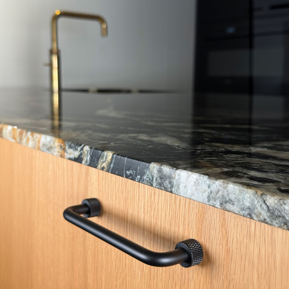Kitchen handle – matt black – Trianglen • Chr. Jørgensen