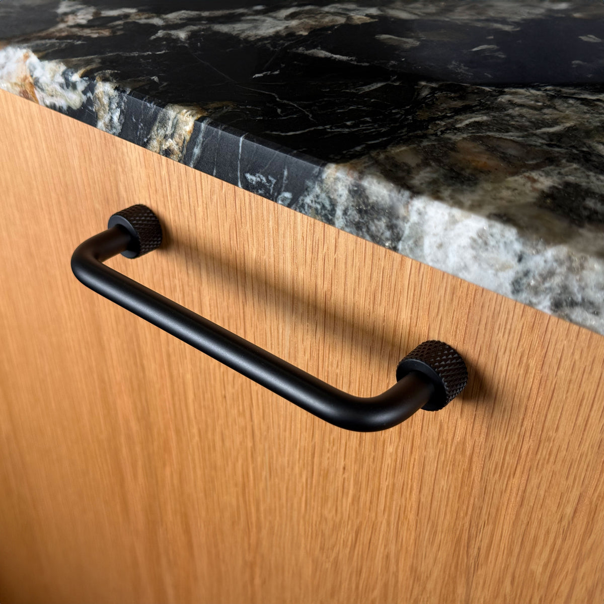 Kitchen handle – matt black – Trianglen • Chr. Jørgensen