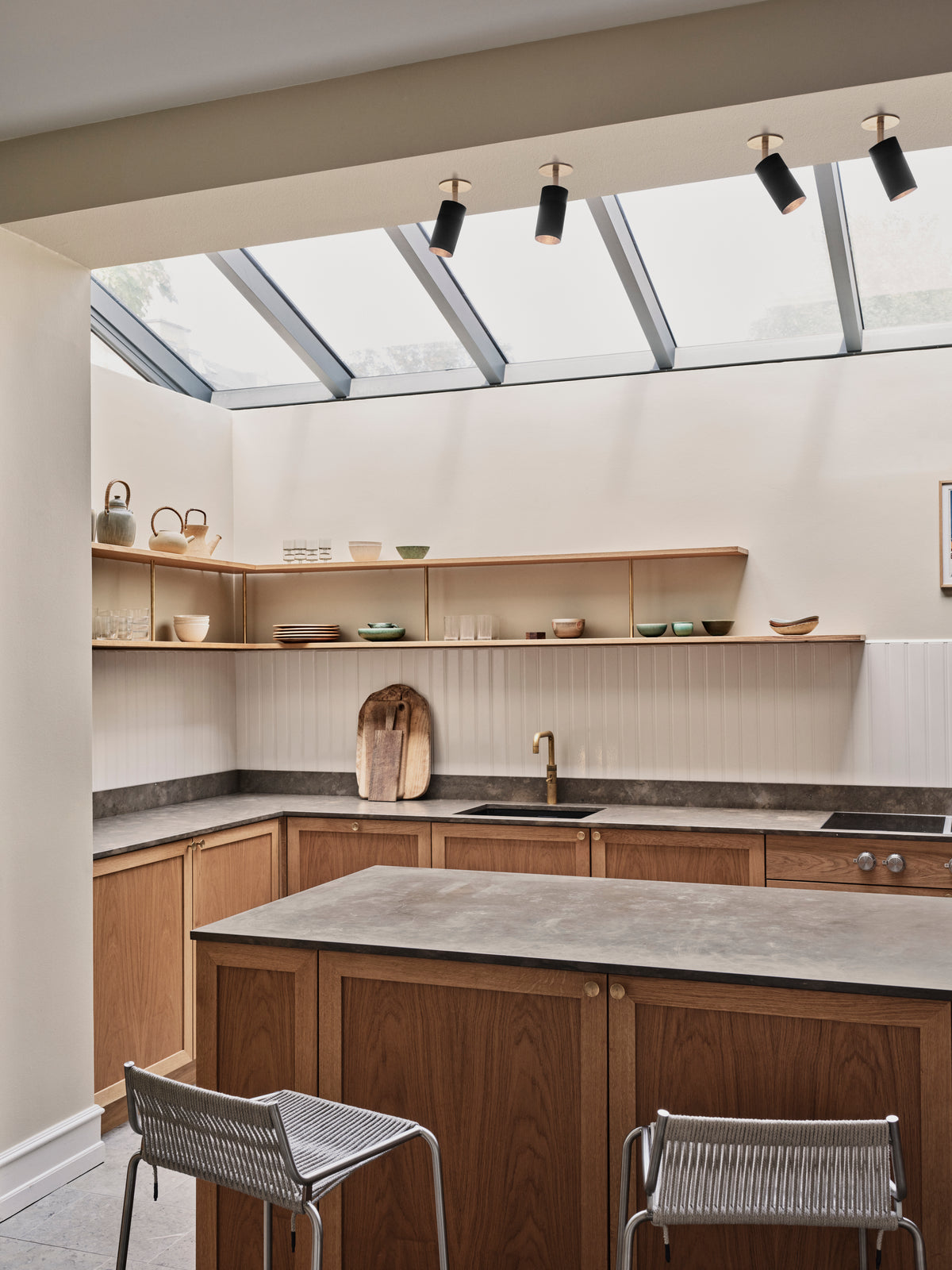 Patrone loftspot med dækplade - box fit, sortbruneret og messing • Thorup Copenhagen - Copenhagenhomedesign