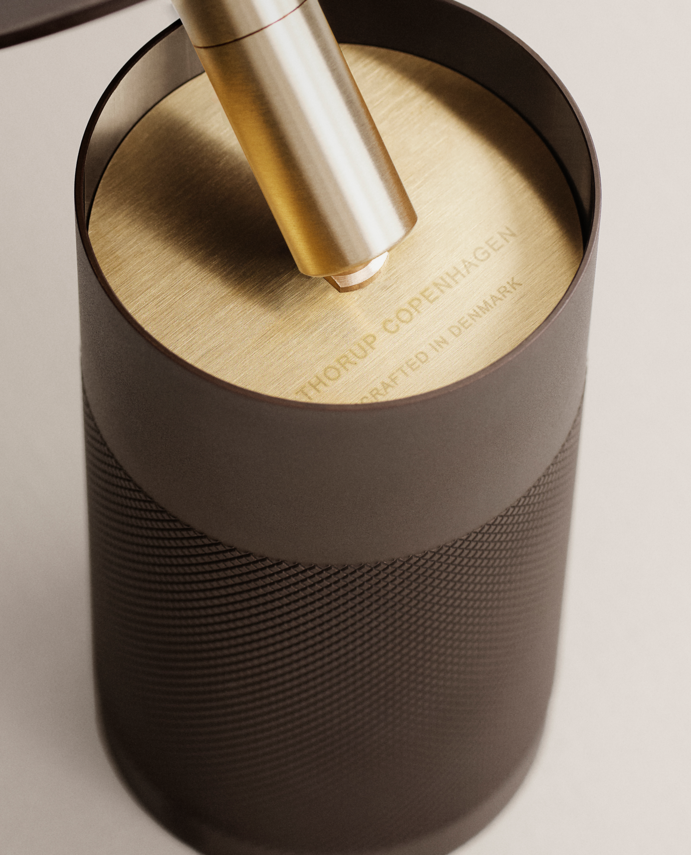 Patrone loftspot til skinne, bruneret og messing • Thorup Copenhagen - Copenhagenhomedesign