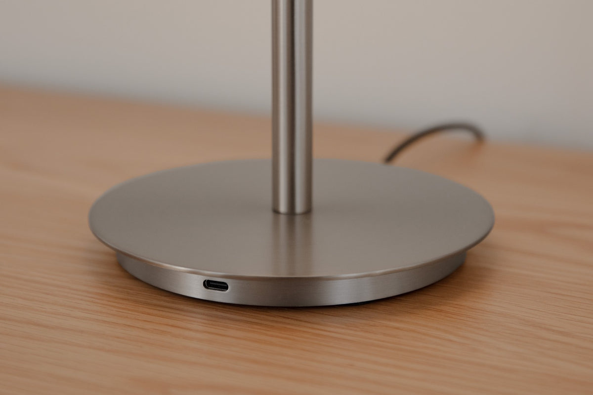 Audrey Table table lamp, steel • UMAGE
