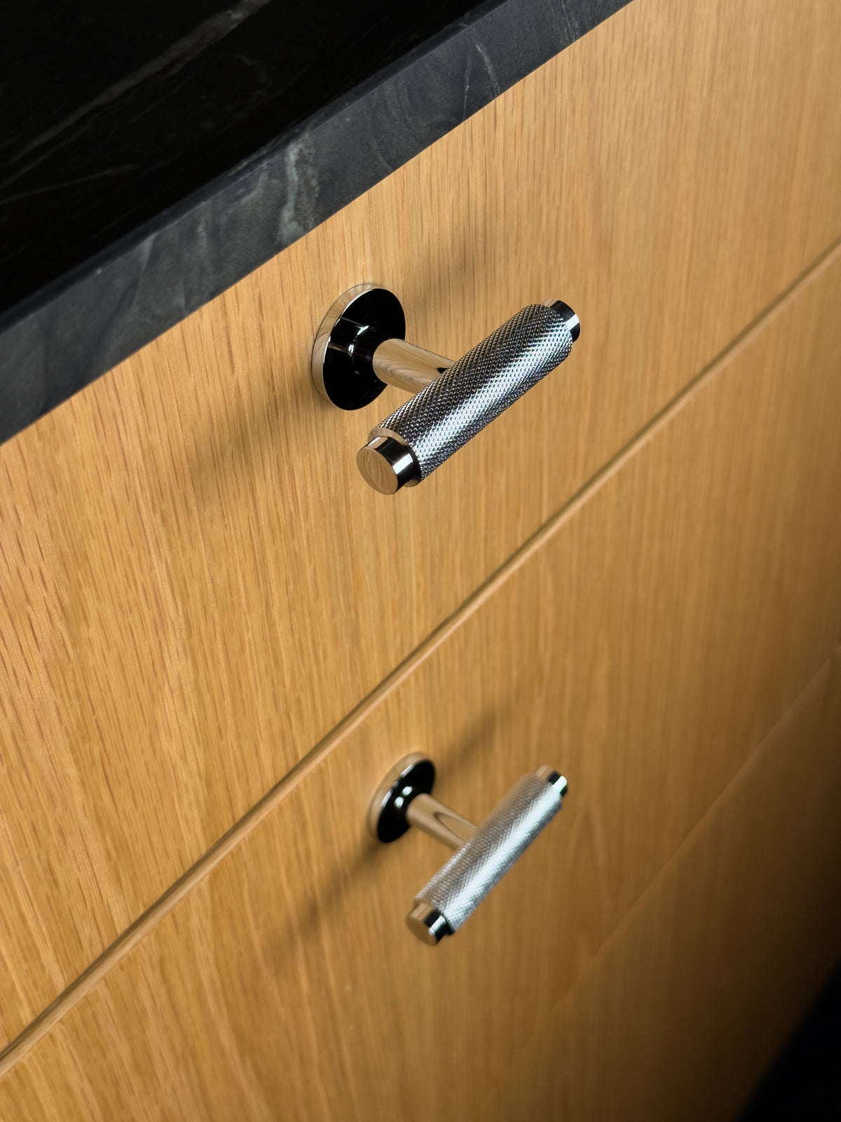 T-bar cabinet knob with diamond-cut pattern – polished nickel-plated, 56 mm – Nørrebro • Chr. Jørgensen