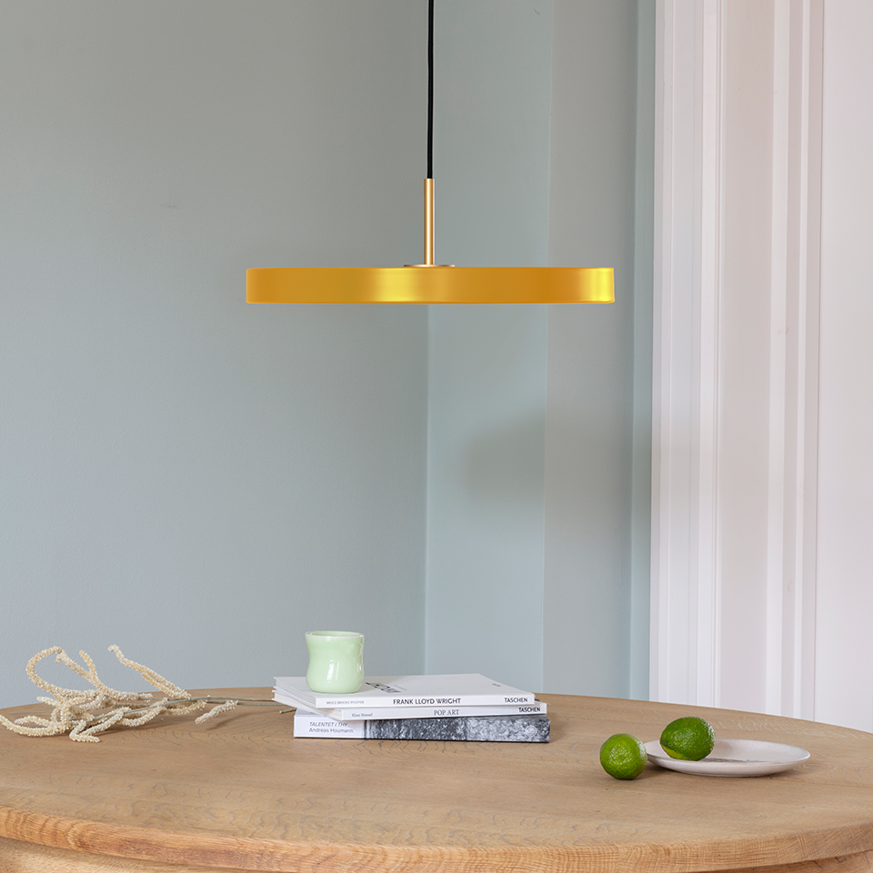 Asteria pendel, gul og messing • UMAGE - Copenhagenhomedesign