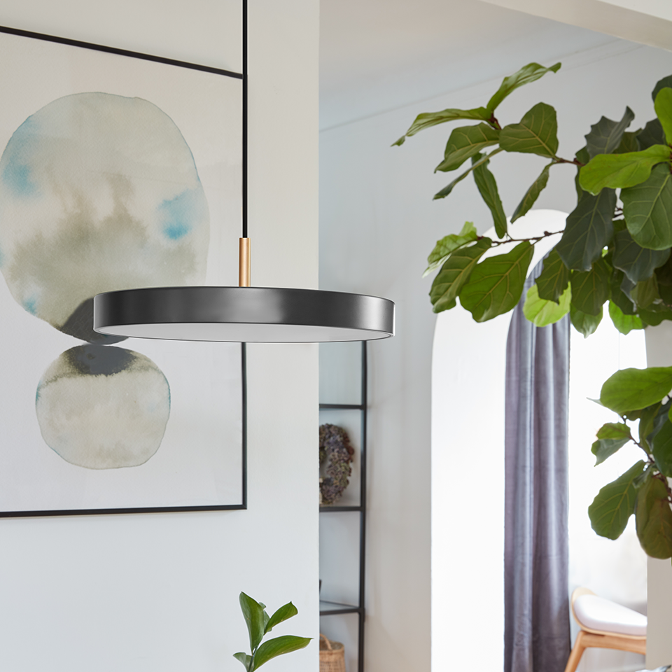 Asteria pendel, grå og messing • UMAGE - Copenhagenhomedesign