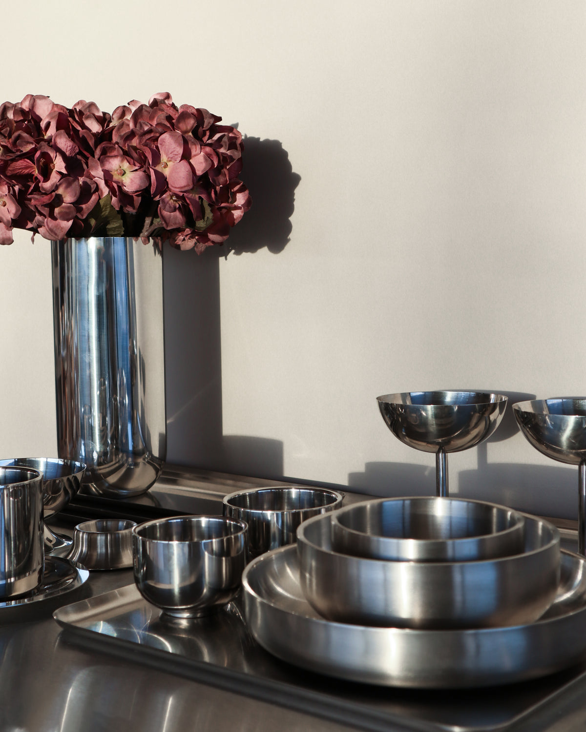 Serveringsskål i rustfrit stål • NICHBA - Copenhagenhomedesign