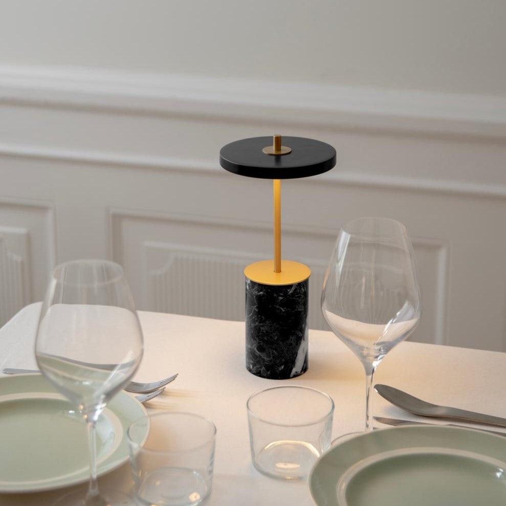 Asteria Move Mini, portable bordlampe, sort marmor • UMAGE - Copenhagenhomedesign
