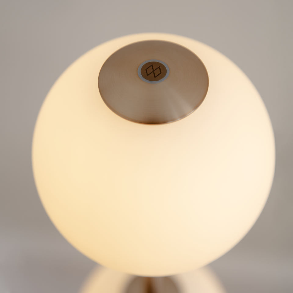 Audrey Floor gulvlampe • UMAGE - Copenhagenhomedesign