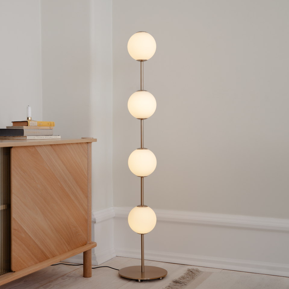 Audrey Floor gulvlampe • UMAGE - Copenhagenhomedesign