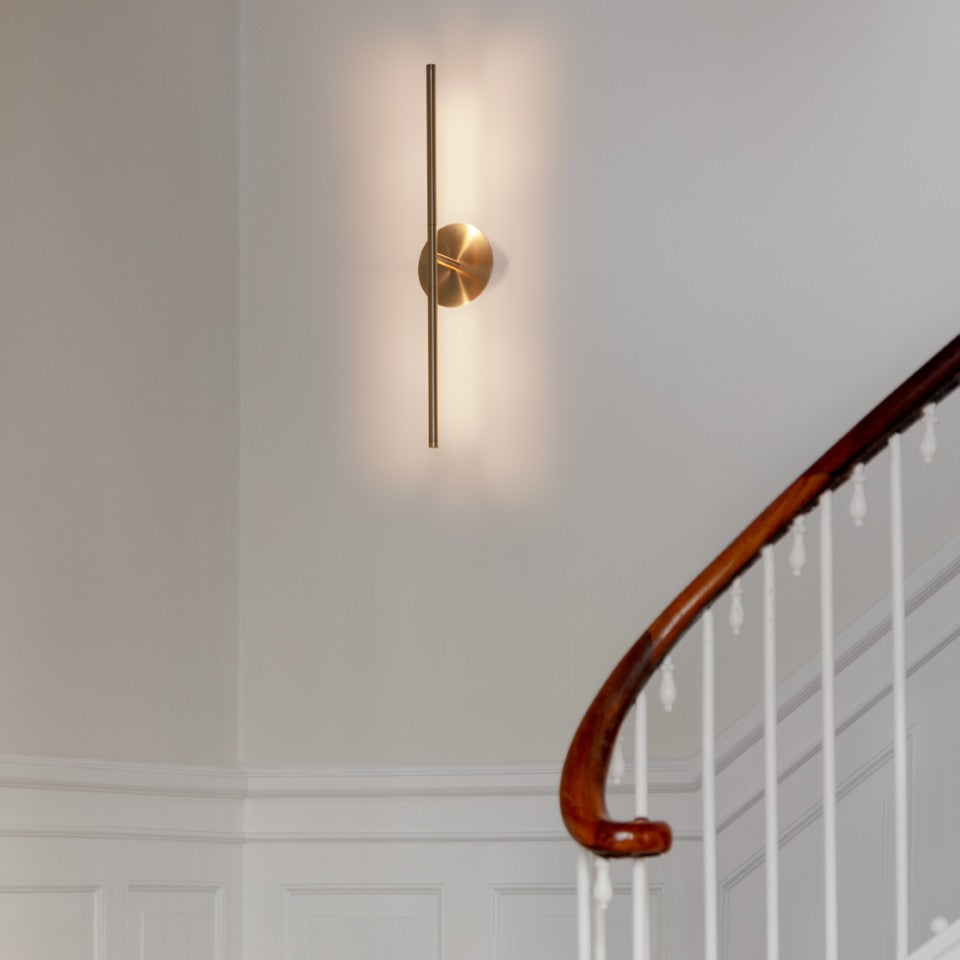 Omni Wall væglampe, messing • UMAGE - Copenhagenhomedesign