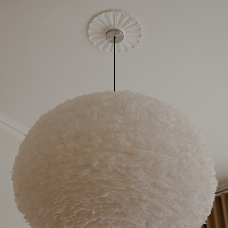 Rosette loftroset med ledning og fatning E27, børstet stål look • UMAGE - Copenhagenhomedesign