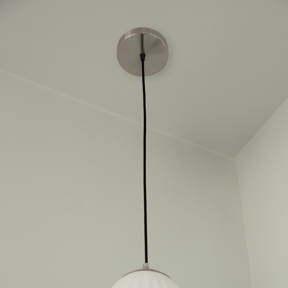 Rosette loftroset med ledning og fatning E27, børstet stål look • UMAGE - Copenhagenhomedesign