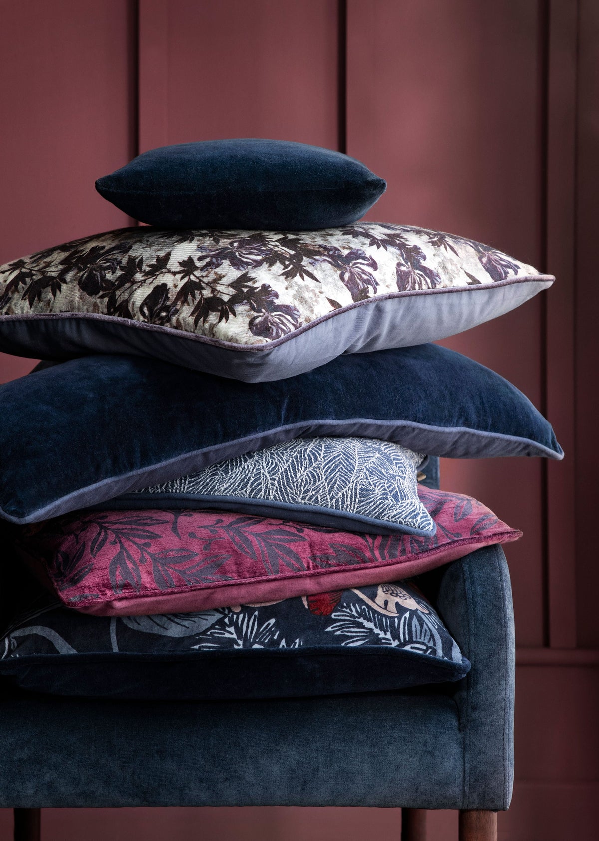 Velvet Soft Mini pudebetræk - MIDNIGHT  • Cozy living - Copenhagenhomedesign