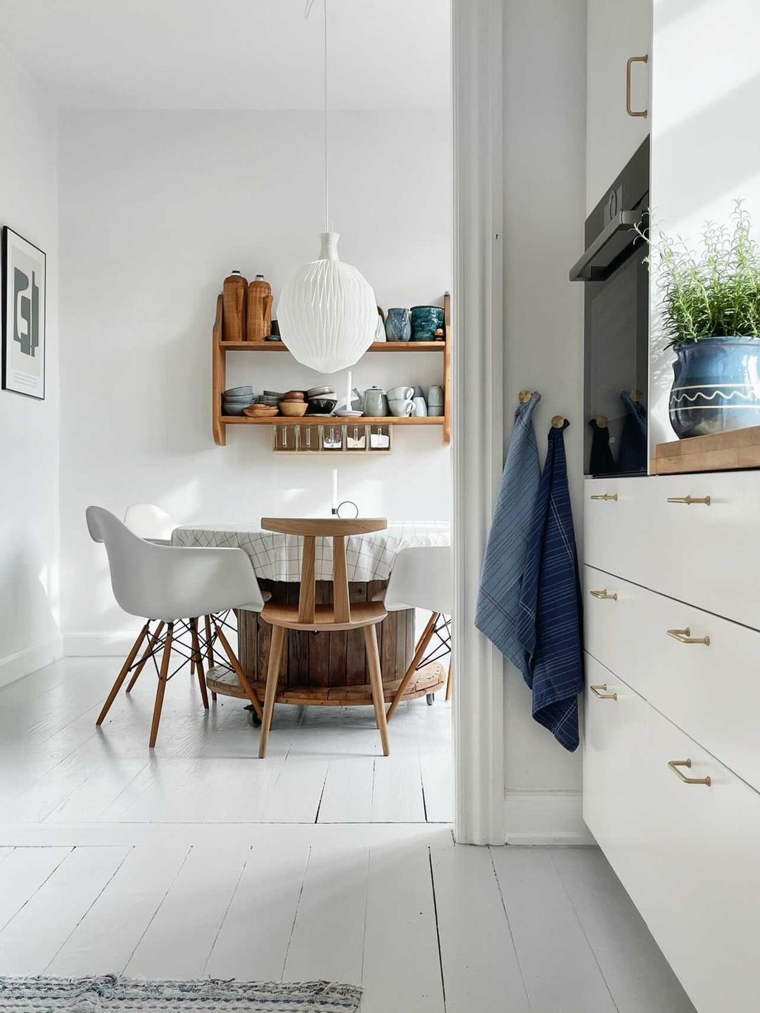 Køkkengreb i børstet messing med lak - Frederiksberg • Chr. Jørgensen - Copenhagenhomedesign