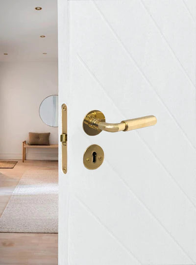 Funkis Espergærde dørhåndtag i blank messing inkl. roset og nøgleskilt - Copenhagenhomedesign