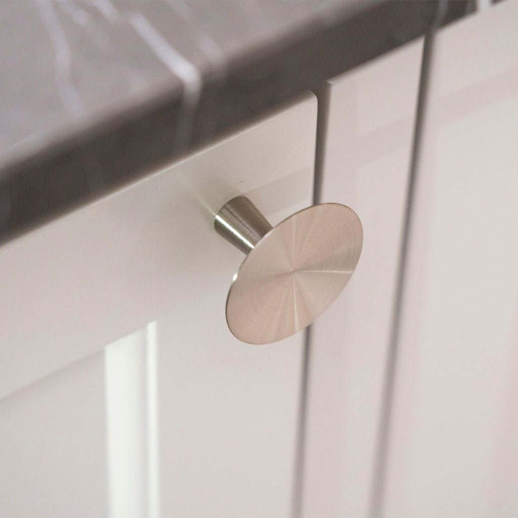 Møbelknop i rustfrit stål look, Ø 75 mm - København • Chr. Jørgensen - Copenhagenhomedesign