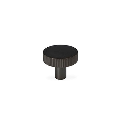 Langelinie cabinet knob with linear pattern in bronze / browned brass finish • Chr. Jørgensen