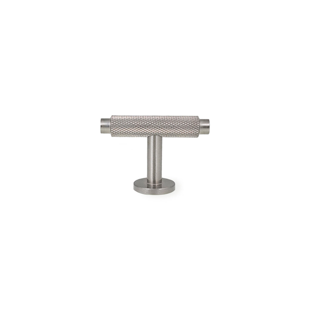 Møbelknop T-bar med diamond cut i rustfrit stål look - Nørrebro • Chr. Jørgensen - Copenhagenhomedesign