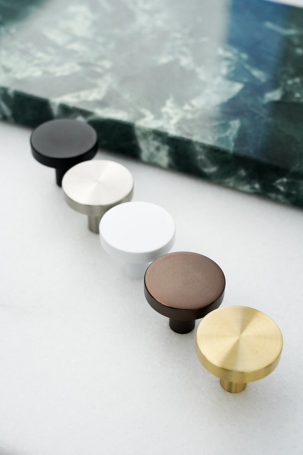 Møbelknop i børstet messing med lak, 40 mm - Vesterbro • Chr. Jørgensen - Copenhagenhomedesign
